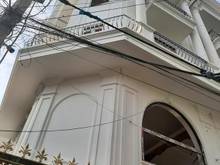 Hình ảnh Chủ ngôp cần bán gấp - căn góc thang máy 63m2 chỉ 58 tỷ