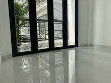 Hình ảnh Bán nhanh nhà mặt tiền đối diện chợ Bàn Cờ Quận 3 trước Tết giá rẻ