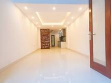 Hình ảnh Bán nhà mới lô góc 2 thoáng 36 m x 5t phố ngọc khánh, cách phố 20m. 5