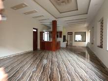 Hình ảnh Bán gấp biệt thự tặng căn nhà nhỏ, 281m2 mà giá chỉ 28 tỷ tròn