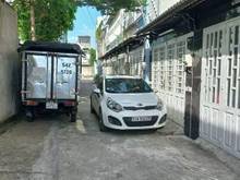 Hình ảnh Bán Gấp Nhà TP Thủ Đức Nhà 3 Tầng Xe Ô Tô Đỗ Tận Nhà Giá Chỉ 5.2 Tỷ