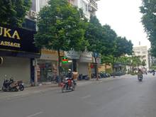 Hình ảnh Cho thuê nhà mặt phố Đội cấn Ba đình 60m2x5T, thông sàn, thang máy