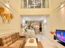 Hình ảnh Bán Nhà Mặt Tiền 4 Tầng Bề Thế Nguyễn Tri Phương - DOANH THU 50 triệu