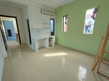 Hình ảnh phòng đẹp , thoáng mát , kế bên hàng xanh