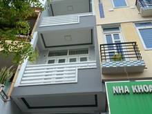Hình ảnh Bán GẤP nhà mặt tiền 4 lầu đường Hoàng Diệu Quận 4