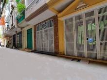 Hình ảnh nhà Tân Mai, Quận Hoàng Mai. 60m, 5 tầng giá 4,75 tỷ. ô tô đỗ, nhà mới