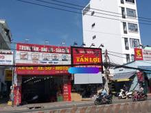 Hình ảnh Mặt tiền đg Huỳnh Tấn Phát, P. Bình Thuận, quận 7 - DT: 30x70m