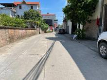 Hình ảnh Bán siêu phẩm 35m2 lô góc, mặt đường chính xóm 2 Đông Dư