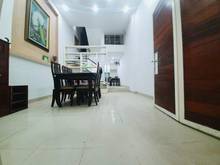 Hình ảnh Bán Nhà Trung Kính Cầu giấy 42m/5T, Nhà đẹp nở hậu giá 4.7 tỷ.