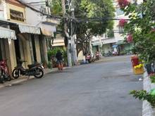 Hình ảnh Nợ Bank 3 Tỷ, Cần Bán Gấp Nhà Hẻm Cực VIP Huỳnh Văn Bánh, P.14, Q.Phú