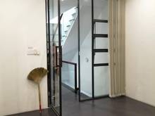 Hình ảnh Một căn duy nhất Khu Cư Xá Lữ Gia, DT:100m2, Giá 21.1 tỷ TL