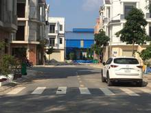 Hình ảnh bán nhà  mới xây ngay KCN Nam Tân Uyên- Bình Dương