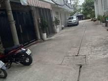 Hình ảnh NHÀ TO GIÁ RẺ  ( diện tích lớn , xe hơi vào nhà )