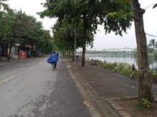 Hình ảnh Mặt đường, ô tô tải tránh - Bán đất Thạch Bàn, Long Biên, kinh doanh