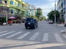 Hình ảnh Nhà MTKD đông đúc khu Bình Phú 4,5x20, trệt 4 lầu