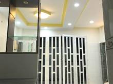 Hình ảnh Bán nhà hẻm rộng giáp Quận 1, 35m2(4.5X8), 2 lầu BTCT, 2 phòng.