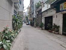Hình ảnh Tôi cần bán đất Nguyễn Hoàng Tôn. Diện tích 130m2. Ngang 6m. Ô tô
