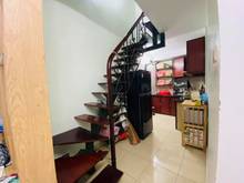 Hình ảnh Bán nhà Tôn Đức Thắng, 4 tầng, 21m2, ngõ ba gác, gần phố, lô góc, 2.2