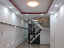 Hình ảnh Hẻm Nhựa Xe Hơi-Cách Mặt Tiền 1 Căn- Vị Trí Quá Đẹp. Rất hiếm