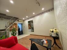 Hình ảnh Cần bán gấp nhà ngõ 164 hồng mai dt 25mx3t, giá 1,95 tỷ