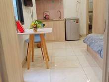 Hình ảnh CHDV full nội thất có cửa sổ trung tâm Quận 10