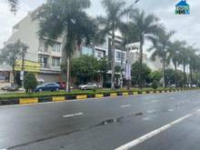 Hình ảnh Cho thuê mặt bằng phố Lạc long Quân,Tây Hồ 200m2 giá 30tr/th,mt 6m.