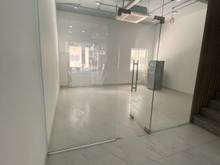 Hình ảnh Cho thuê Shophouse Saritown đã hoàn thiện, có thang máy.