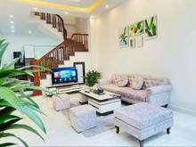 Hình ảnh Bán Nhà Ngõ  89 Phạm Văn Đồng, DT : 40m2 x 5T ,MT: 4,2m