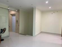 Hình ảnh Chính chủ bán nhà phố Minh Khai, lô góc, thang máy, 70m, 6 tầng, mặt t