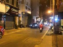 Hình ảnh Gia đình Cần bán Mặt phố Bùi Thị Xuân giá 14.9 tỷ, 50mx4T, kinh doanh