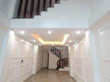 Hình ảnh Hoa hậu Khương Hạ ở ngay 40m2, ô tô đõ cửa kinh doanh đỉnh giá 5 tỷ