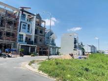 Hình ảnh Bán Gấp Lô Đất Có Sổ Riêng 5 x 21.6=108M Nằm Trên Đường Trần Văn Giàu