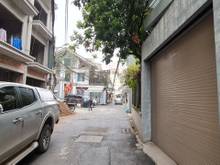 Hình ảnh Bán nhà ngõ 175 Lạc Long Quân, Lô góc 3 thoáng, Ô tô vào nhà, Giá 6.3