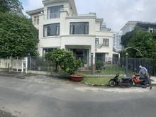 Hình ảnh biệt thự góc Mỹ Giang - Phú Mỹ Hưng nhà đẹp, đường lớn có sân vườn