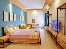 Hình ảnh Phòng rộng ở 4 người nội thất gỗ VINTAGE vừa cổ điển vừa hiện đại