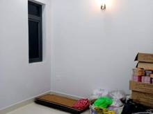 Hình ảnh Cực Hot Nhà Q9 ,3 tầng, 4 PN, Xe Hơi Ngủ Trong Nhà Chỉ 4,65 Tỷ.