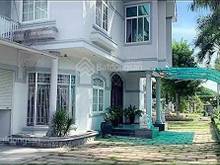 Hình ảnh Bán biệt thự sân vườn 1000m2 có hồ bơi mặt tiền đường Tân Mỹ giá: 100t