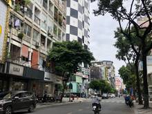 Hình ảnh Hàng hiếm Mặt Tiền ngang 7m, 4 tầng đường 3 Tháng 2 Q10. HĐT 5.000$/th