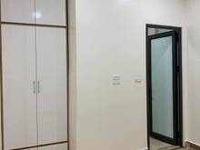 Hình ảnh Bán nhà  ngõ đường Láng giá 5.2 tỷ, 45m x 5 Tầng , MT 4,5m, có sổ