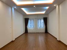 Hình ảnh Bán nhà Lạc Long Quân 58m 7 Tầng Thang máy, ô tô vào nhà, Kinh doanh