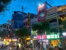 Hình ảnh MT đường Nguyễn Gia Trí D2 4x22 3 Tầng Hướng Ra ĐBP Giá Bán Chỉ 54tr/t