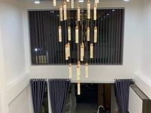 Hình ảnh Nhà Mới Siêu Đẹp Xách Valy vào ở - Xe hơi đậu trong nhà
