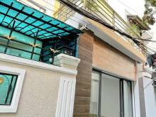 Hình ảnh Nhà 1 LẦu Đẹp Đúc Kiến Cổ Hẻm Lâm Văn Bền Q7