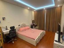 Hình ảnh Bán nhà đẹp ở luôn Âu Cơ 44m2 quận Tây Hồ, giá 3.9 tỷ.