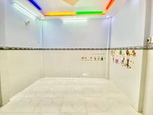 Hình ảnh Cho thuê nhà nguyên căn Quận 4 giá tốt, nhà mới dọn vào ở ngay