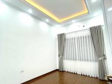 Hình ảnh Bán nhanh nhà MP Bát Đàn, giá chỉ 42 tỷ, 60m2x5T, KD lớn, có vỉa hè