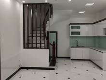 Hình ảnh Bán nhà CẦU GIẤY, Thông 3 gác, KINH DOANH ĐỈNH, 39m2x5T, 3.5 tỷ.
