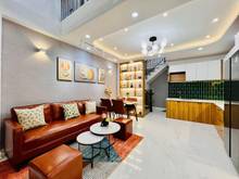 Hình ảnh Bán nhà mới xây mt đường, sát chợ Hưng Long, hơn 80m2, SHR
