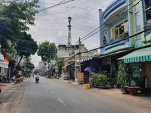 Hình ảnh Mặt tiển Lê Sát , kinh doanh sâm uất , xe tải đua nhau, Phường Tân Quý