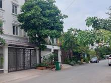 Hình ảnh Chính chủ cần bán Biệt Thự Hầm Trệt 2 lầu áp mái.DT:9x20 Khu C